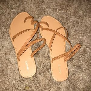 BRAND NEW Forever 21 Sandals